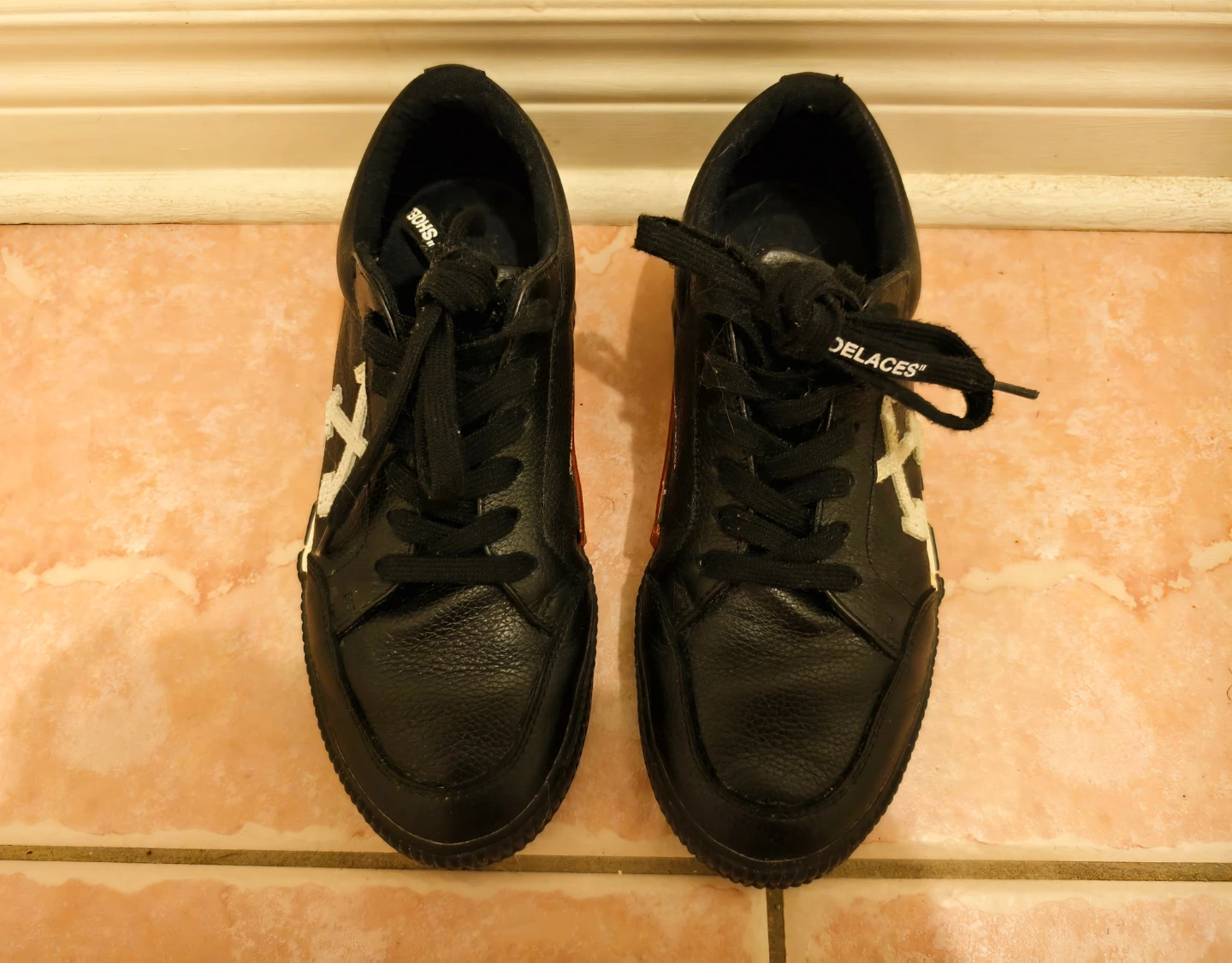 OFF WHITE Vulc Low Black Leather Sneakers - photo 3