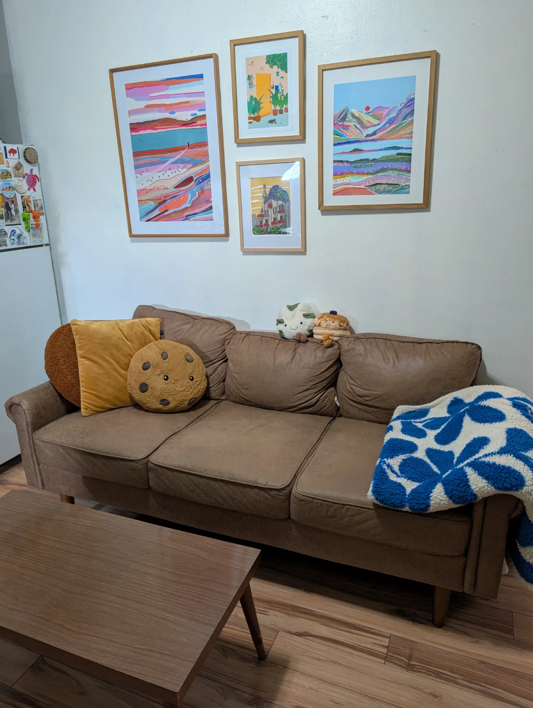 3-seater couch