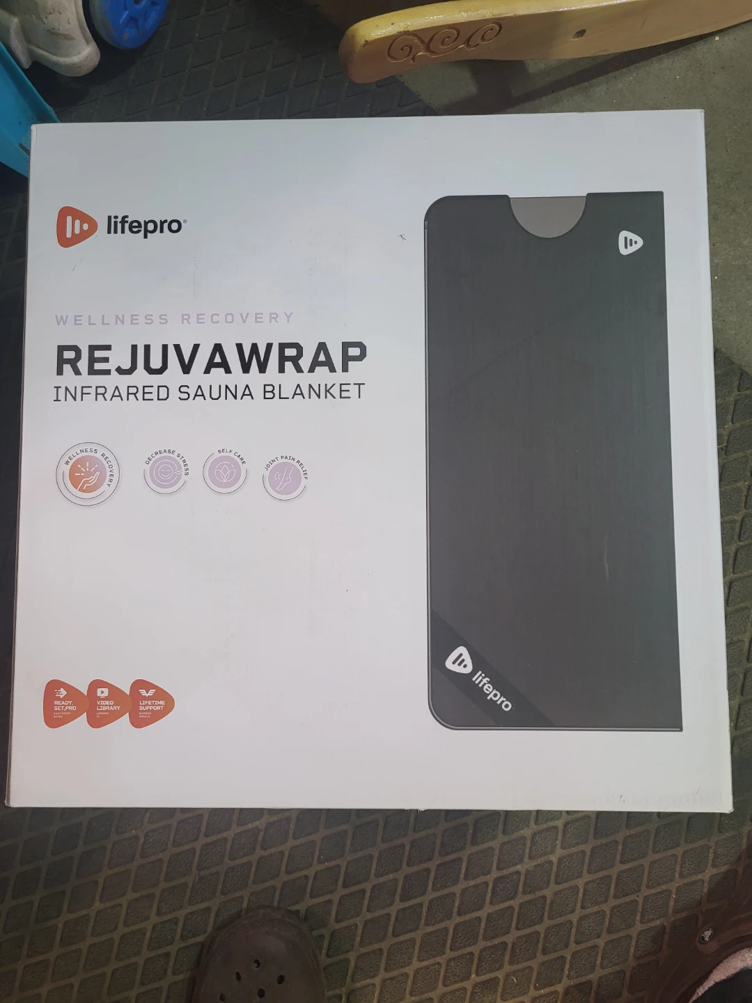 LifePro RejuvaWrap Infrared Sauna Blanket