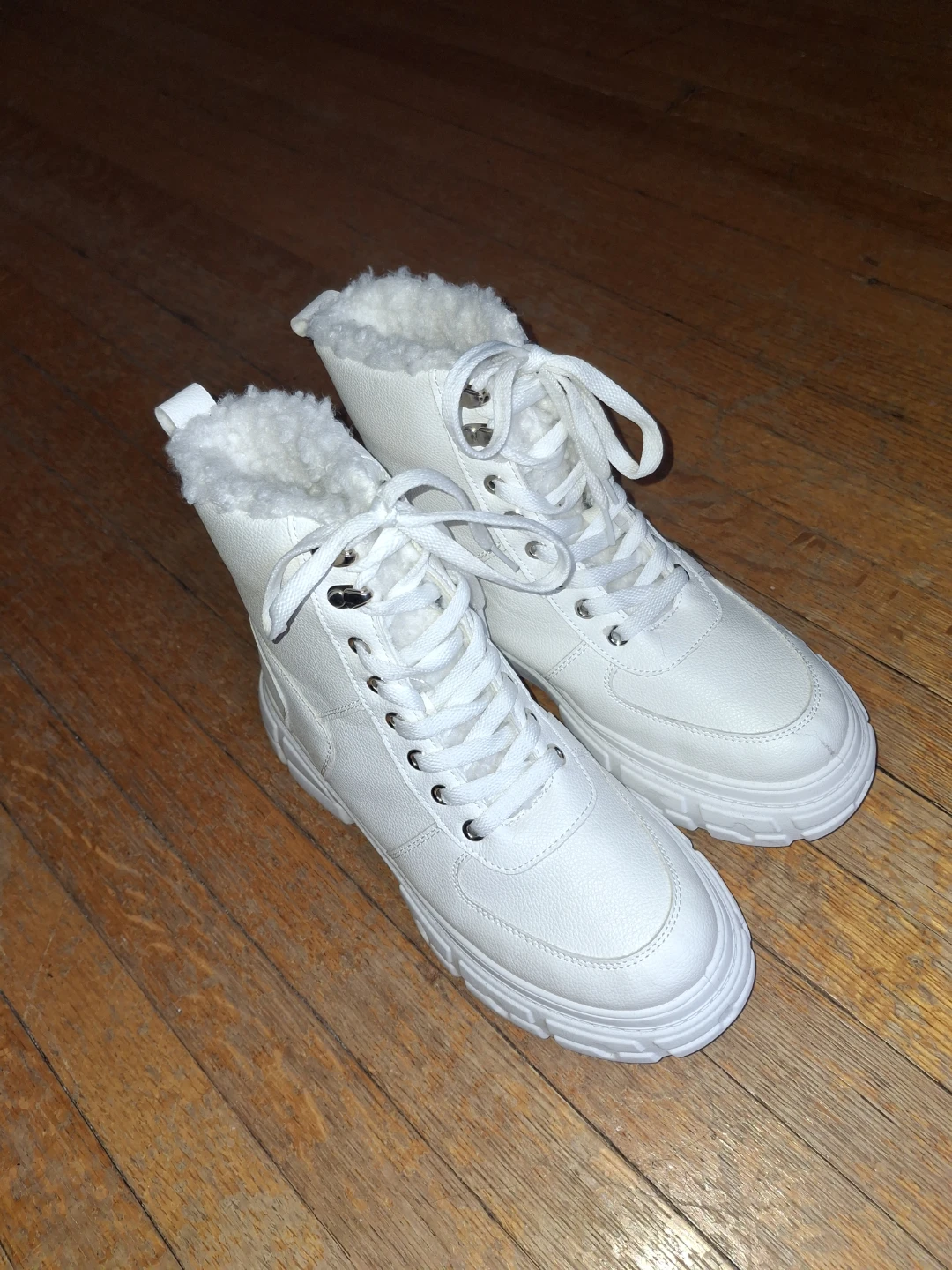 Chunky Platform White Boot