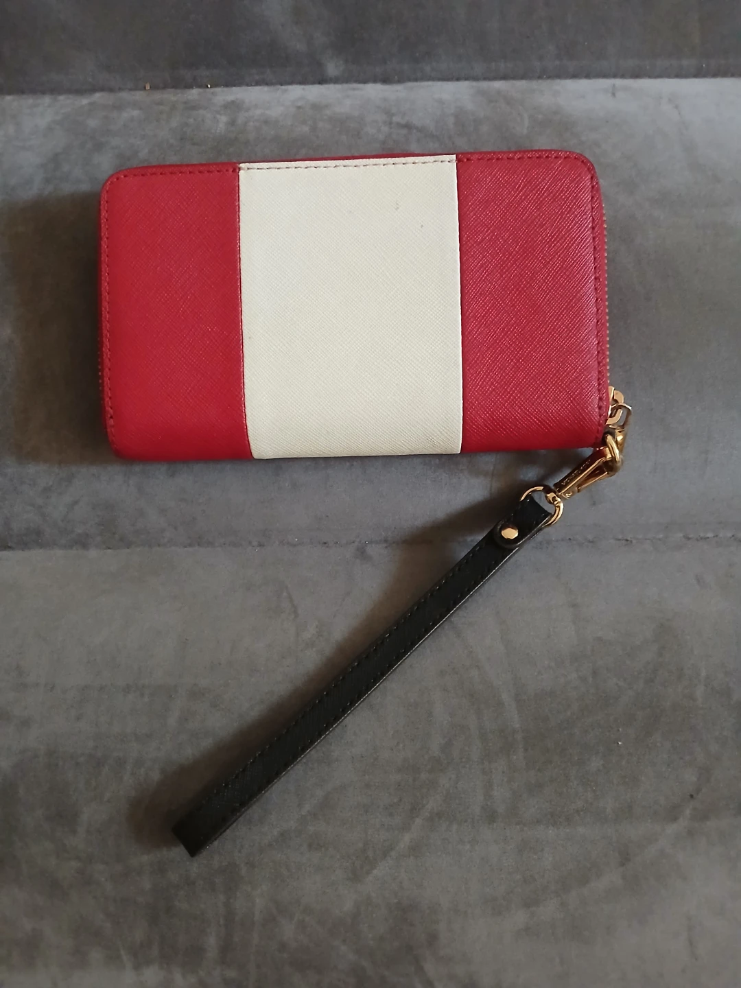 Micheal Kors Red & White Wallet - photo 2