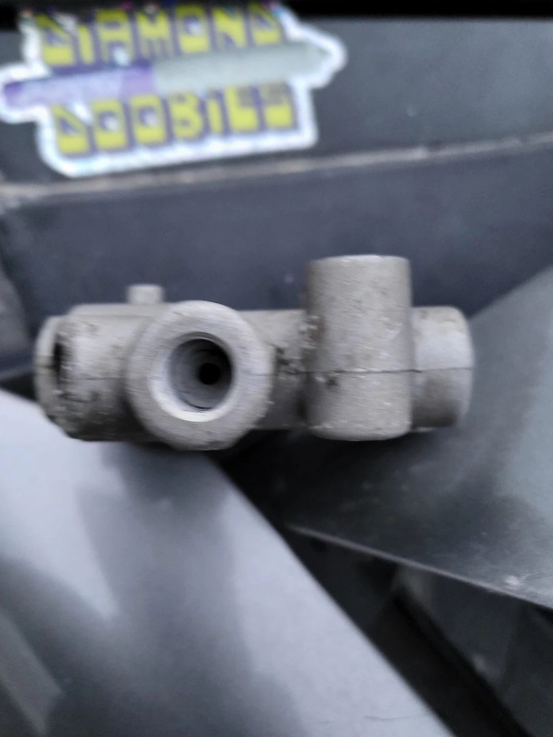 Brake Proportioning Valve - photo 2