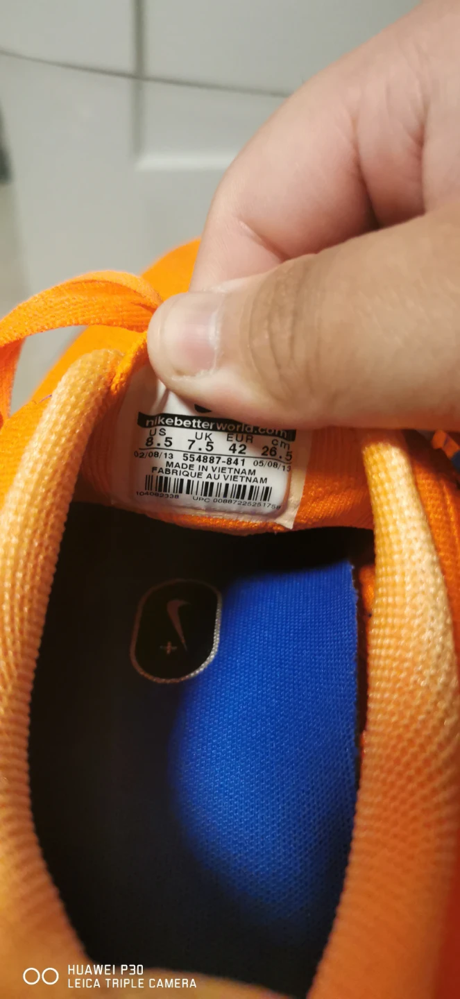 Nike Running Shoes - Orange, Size 8.5 - photo 3