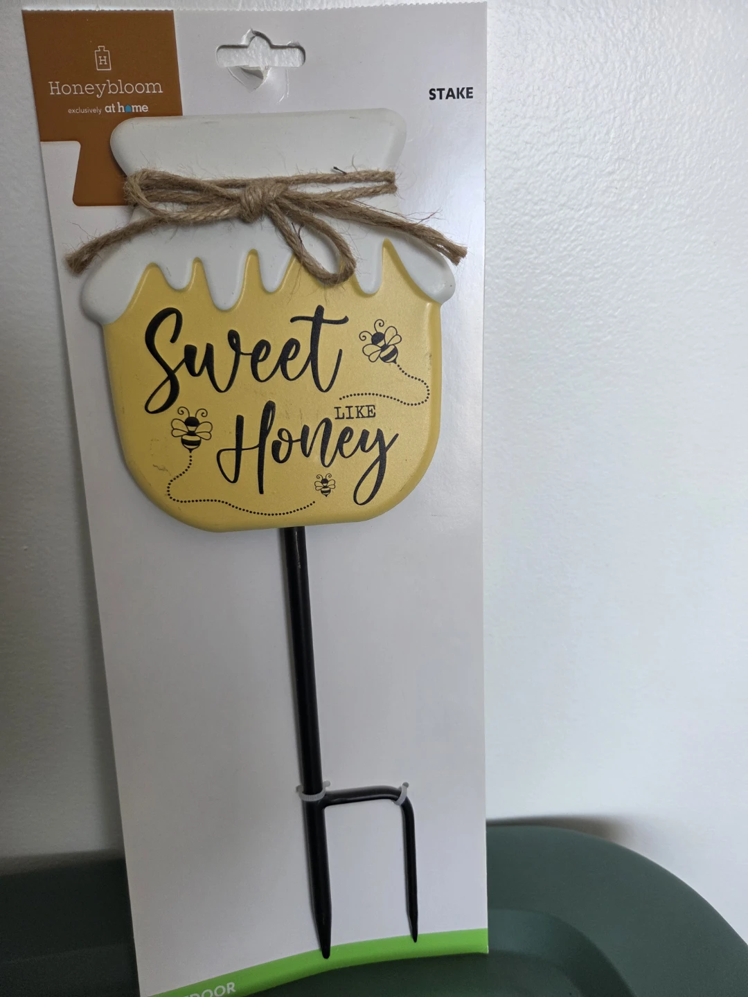 Honeybloom "Sweet Like Honey" Garden Stake - photo 2