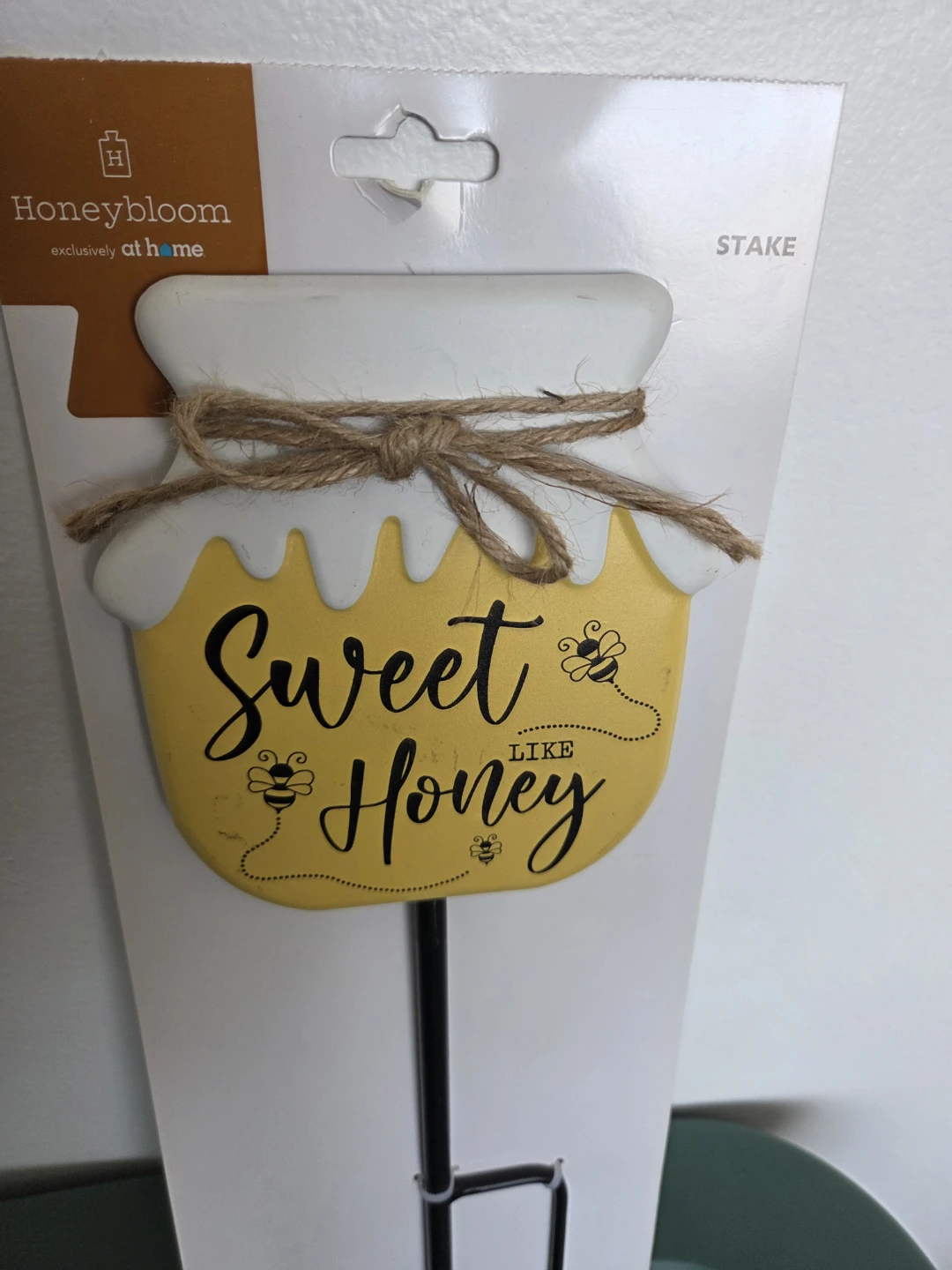 Honeybloom "Sweet Like Honey" Garden Stake - photo 3