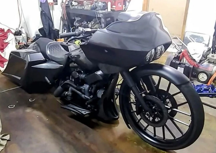 A Unique One of Kind Custom Motorcycle by Harley Davidson - photo 5