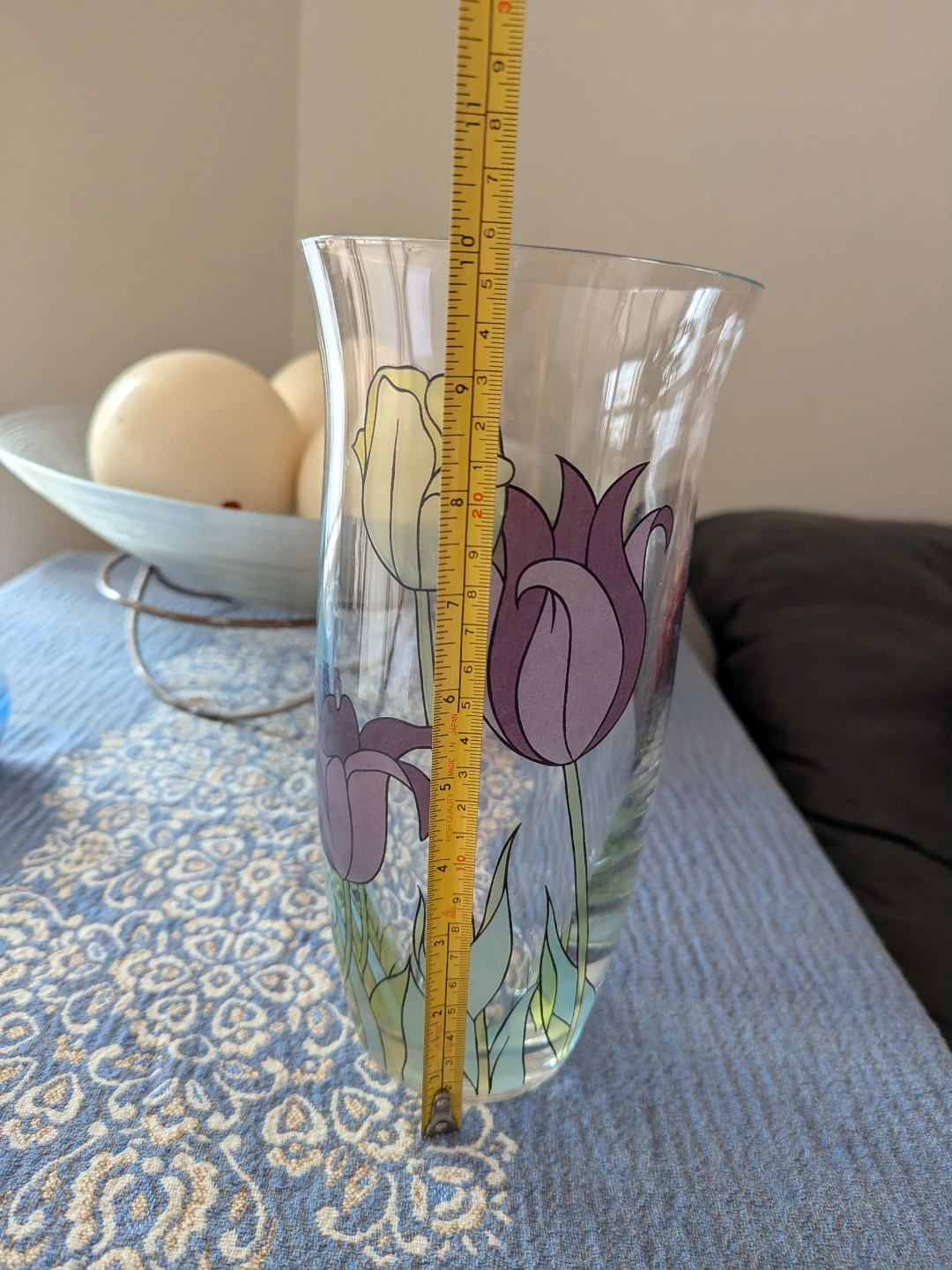 Glass Vase with Tulip Design - photo 3