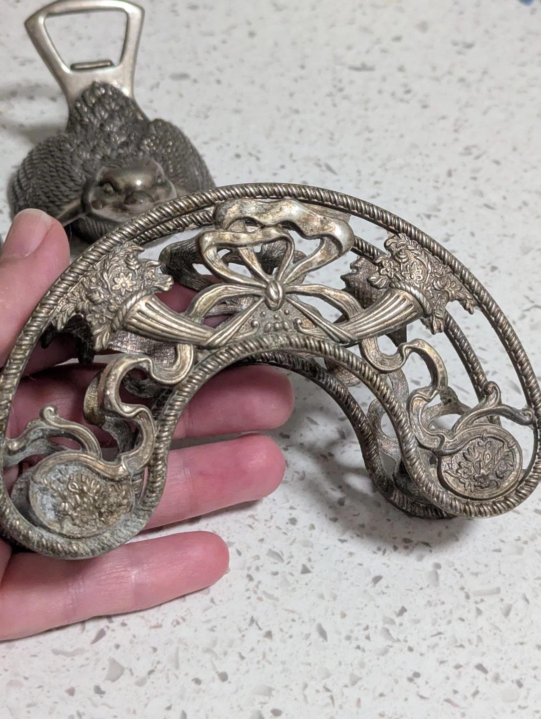 Vintage Ornate Napkin Holder - photo 2