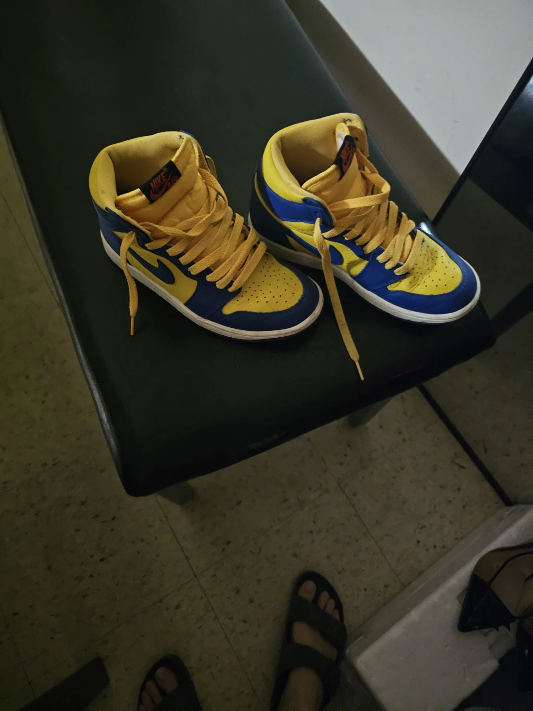 Nike Air Jordan 1 High Yellow Blue Sneakers
