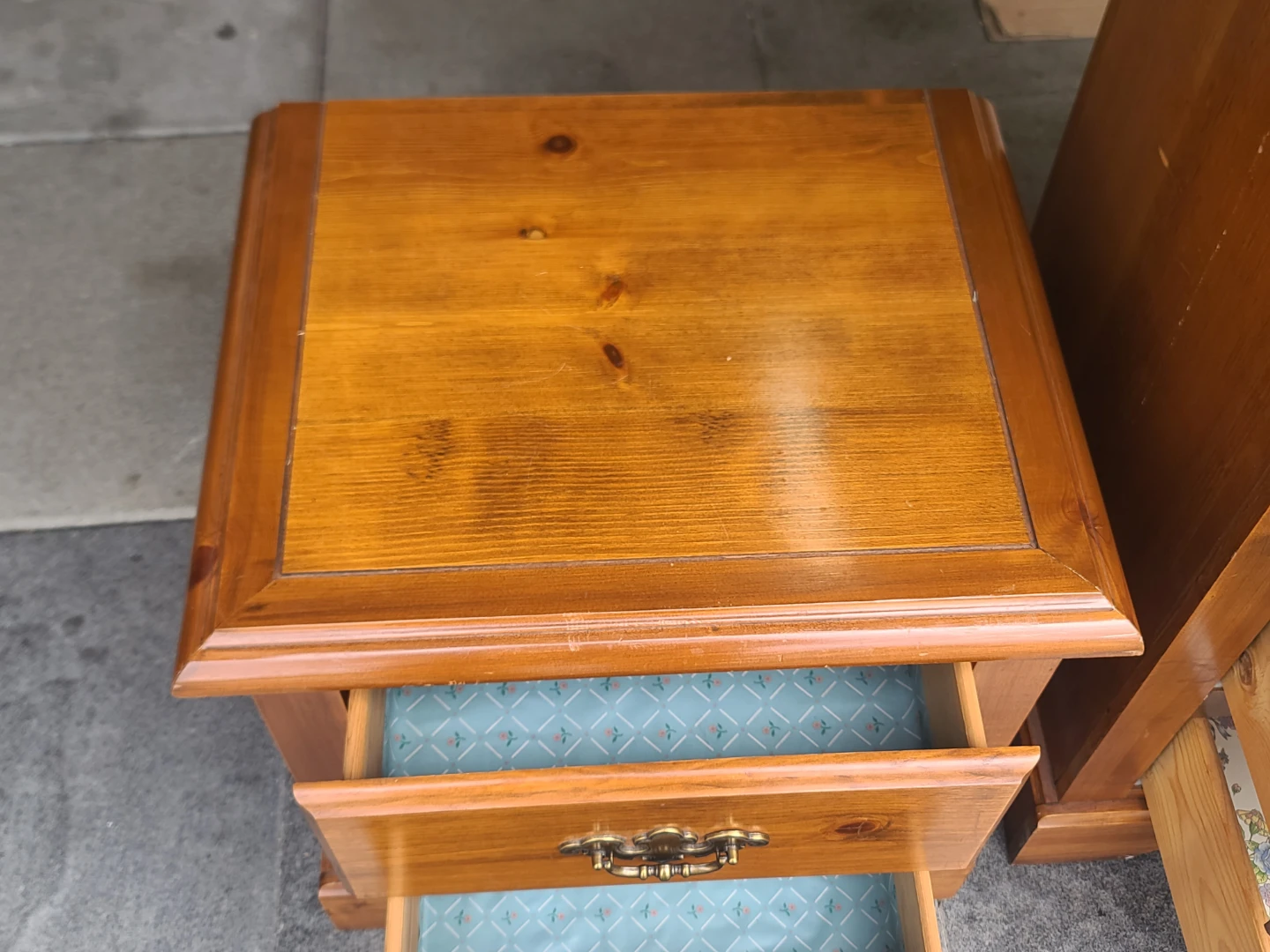 Solid Wood Nightstand and Dresser Set - photo 3