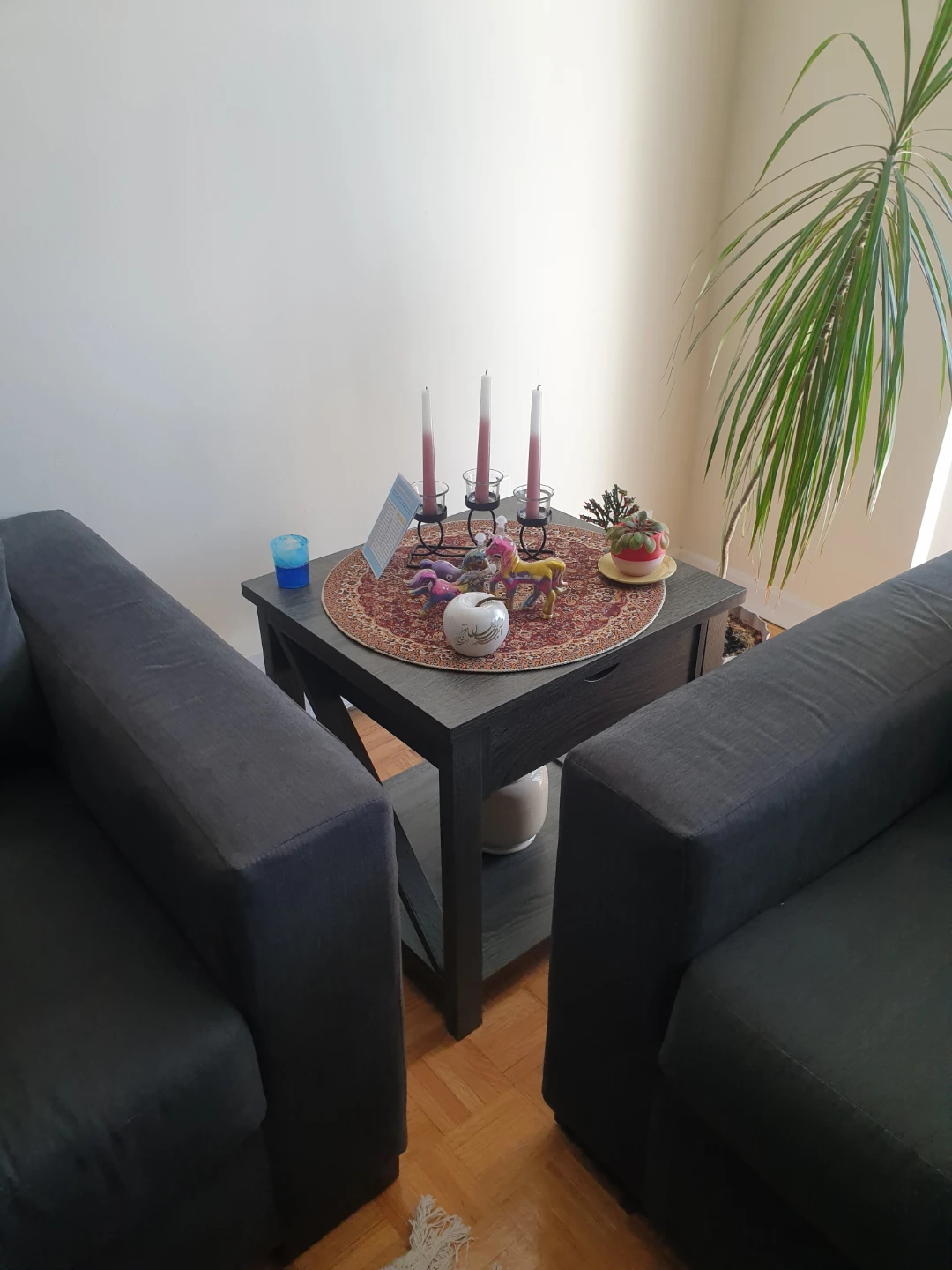 Loveseat + Coffee Table +Side Table - photo 3