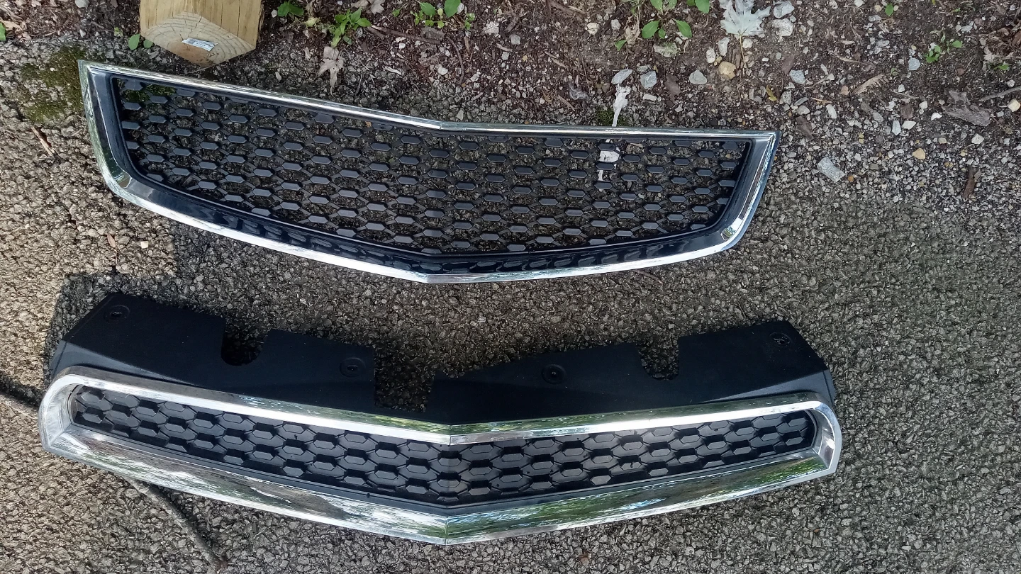 Chevy Equinox Upper/Loer Grille