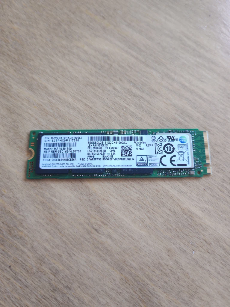 SAMSUNG NVME M.2 SSD 1TB