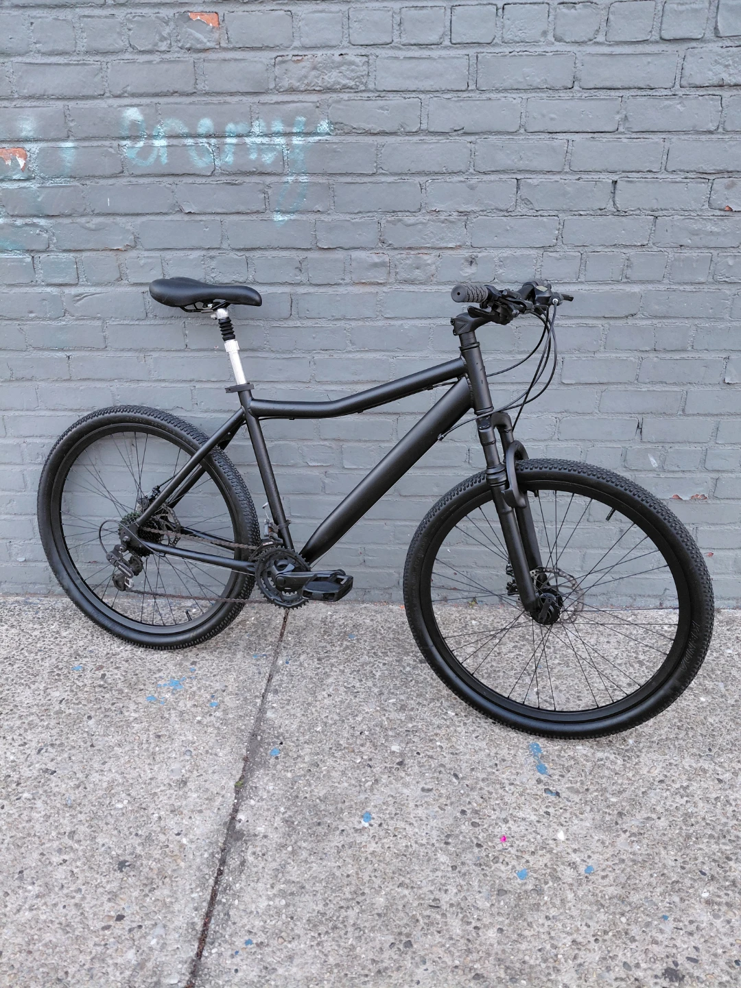 Black TREK Mountain Bike needs* Best Value! - photo 2