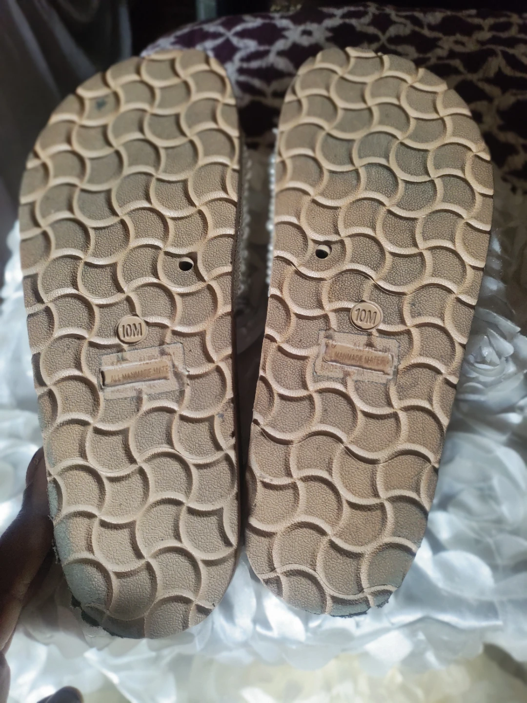 Women's Slip-On Sandals Pearl Embellished Slides Size 10 Used - photo 5