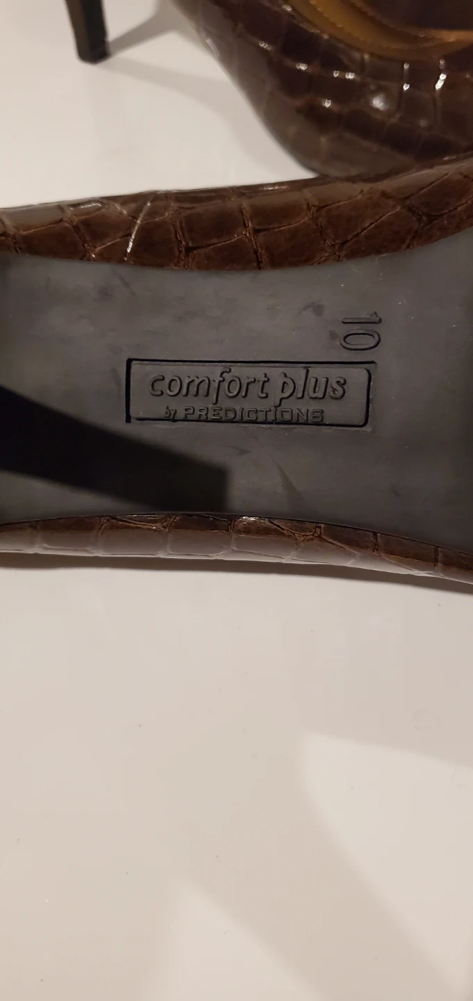 Brown Croc Heels - Size 10 - photo 2