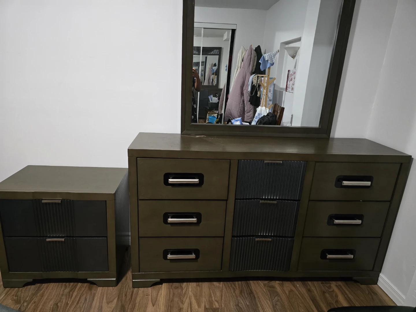 Queen Size bedroom set - photo 3