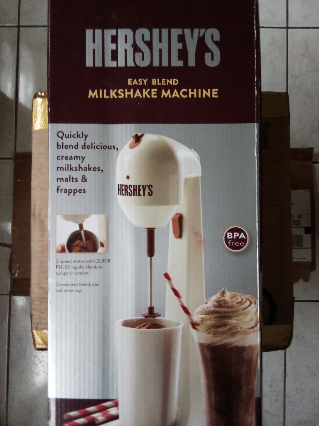Hershey's Easy Blend Milkshake Machine - photo 2
