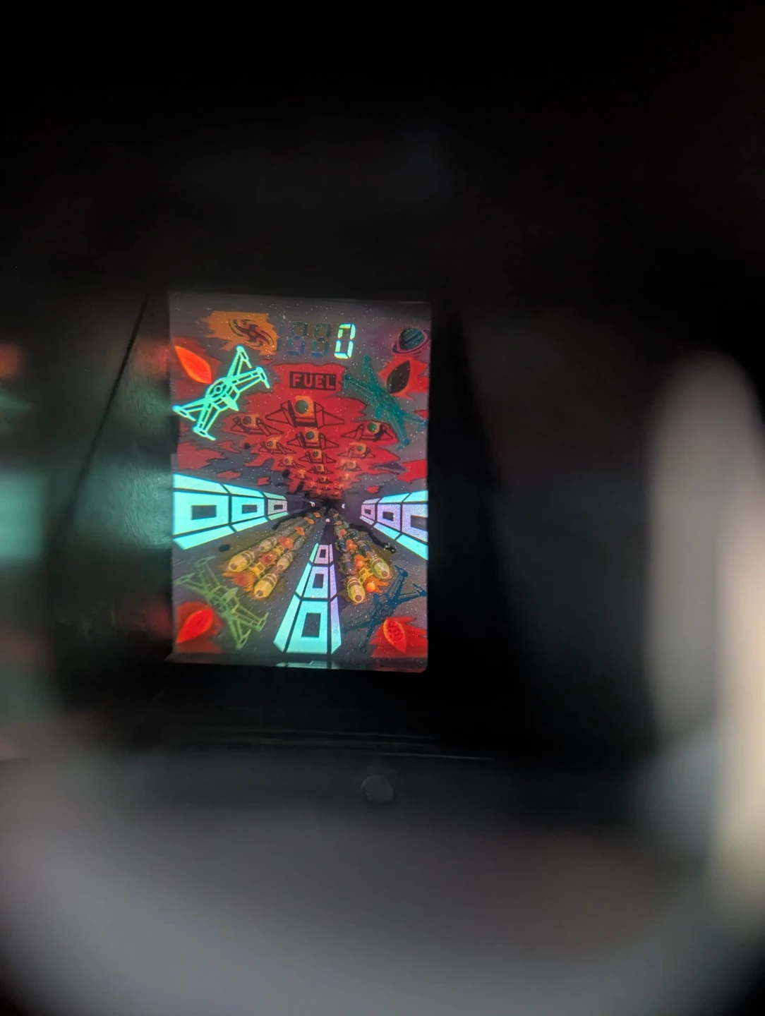 Tomytronic 3D Vintage Handheld Game - photo 3