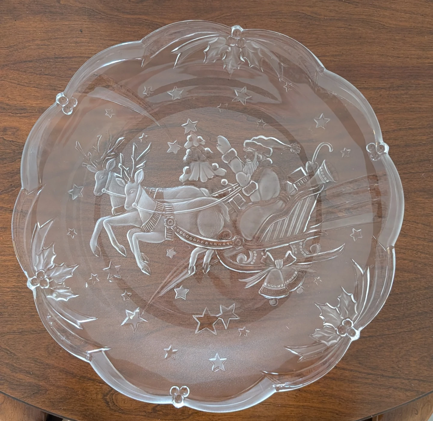 Mikasa platter with Santa in Sleigh scene