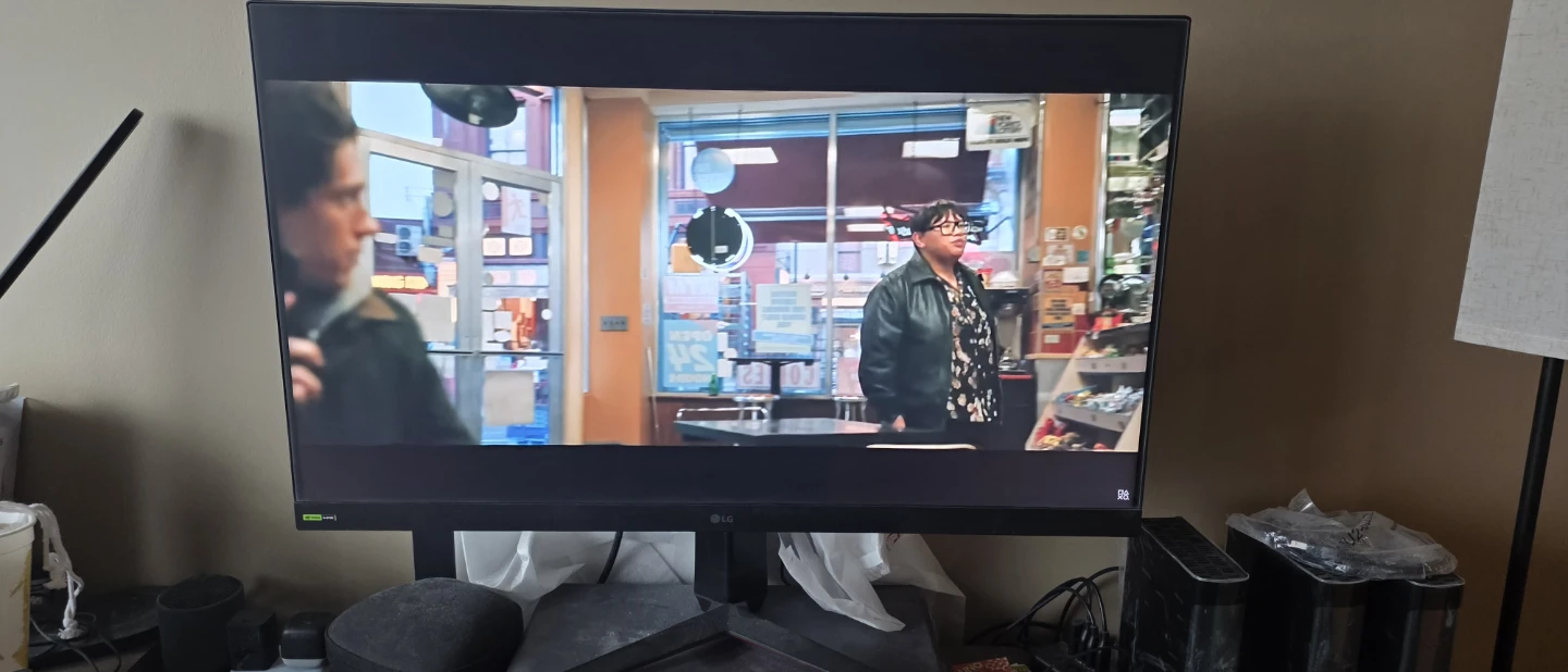 LG Ultragear 32-inch QHD 165Hz Gaming Monitor - photo 4