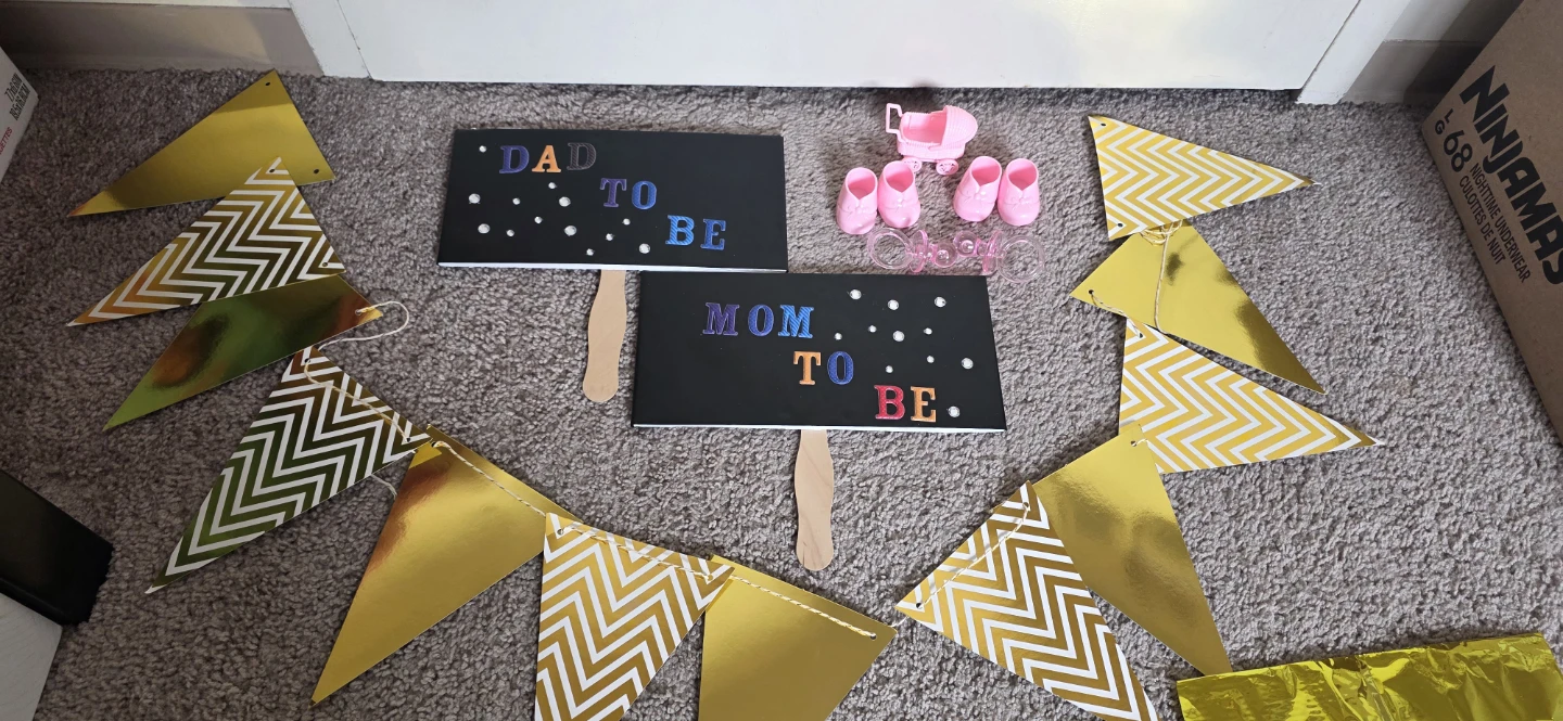 Mom & Dad to Be Signs and Baby Shower Decorations - photo 2