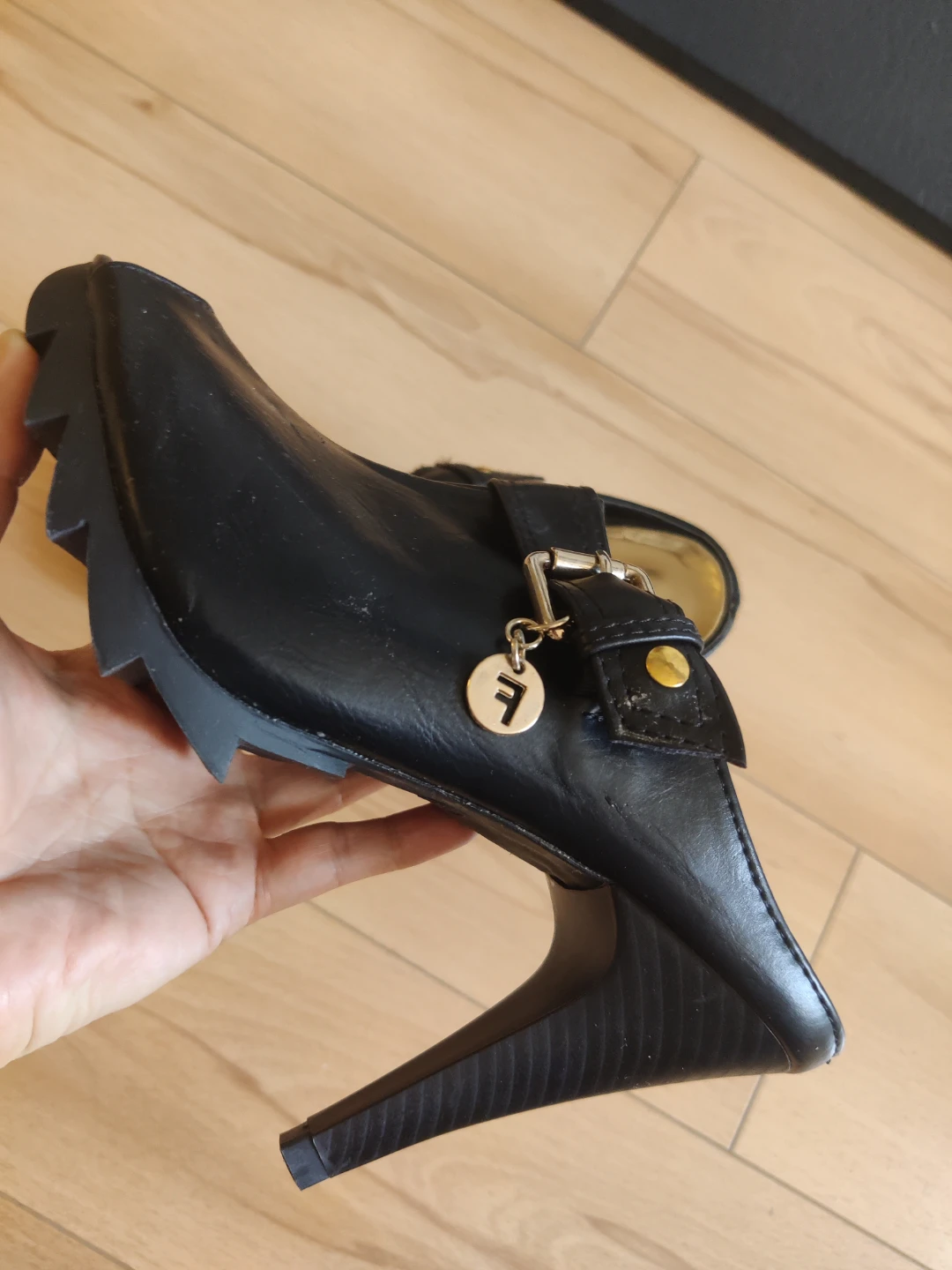 Brand New Genuine Leather S-Long Black Heeled Mules - Size 23.5 - photo 2