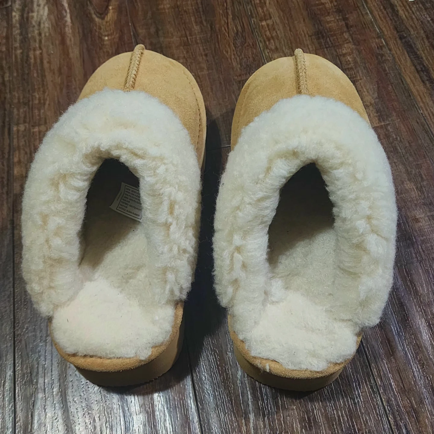 Bearpaw Women's Tan Suede Sheepskin Lined Slippers Size 8 - photo 4