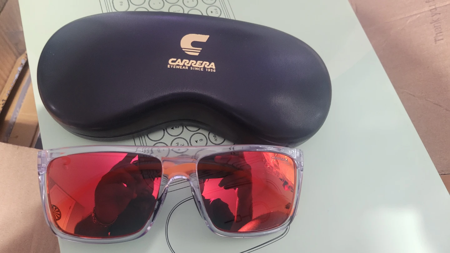 Carrera Sunglasses with Red Lenses and Case - photo 2