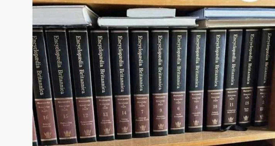 Encyclopaedia Britannica Complete Set