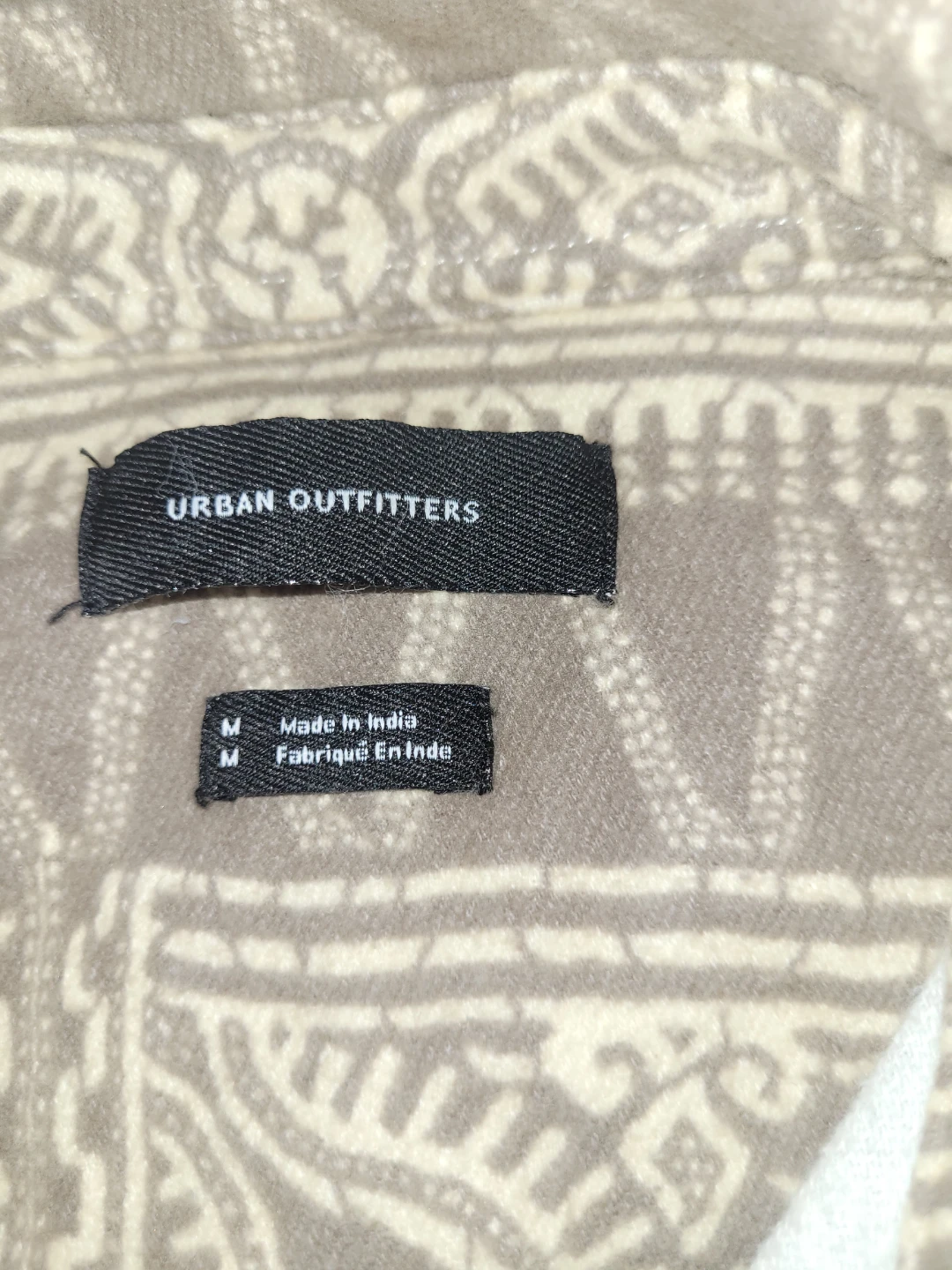 Urban Outfitters Men's Button-Up Shirt - Size M - photo 2