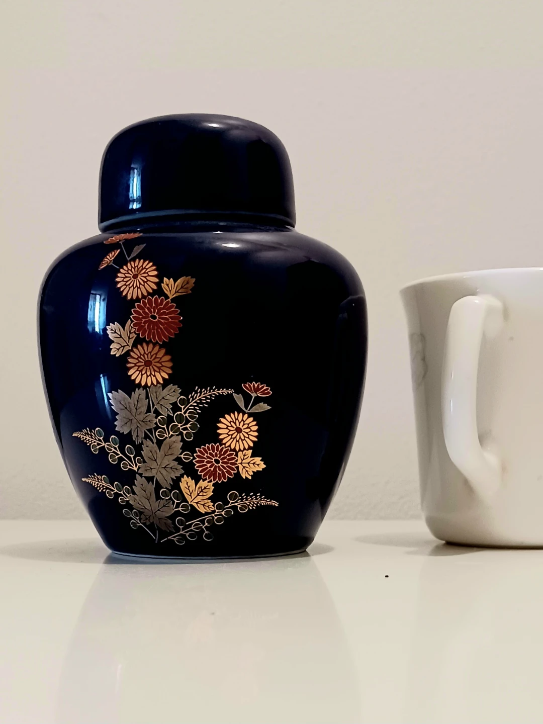 Cobalt Blue Porcelain Floral Vase - photo 4
