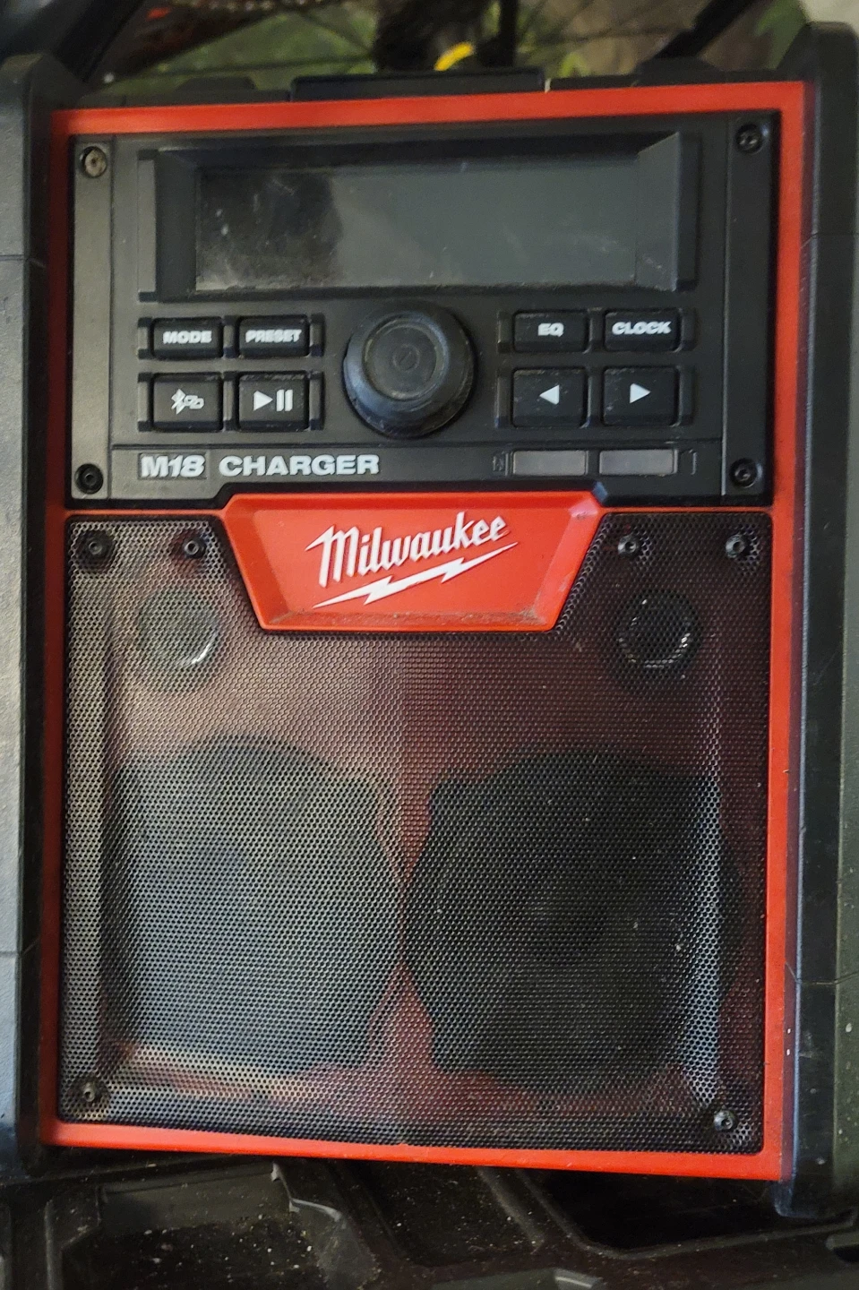 Milwaukee M18 Charger Radio