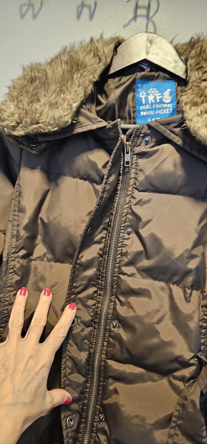 Real Down Jacket with Faux Fur Trim - Brown - photo 4