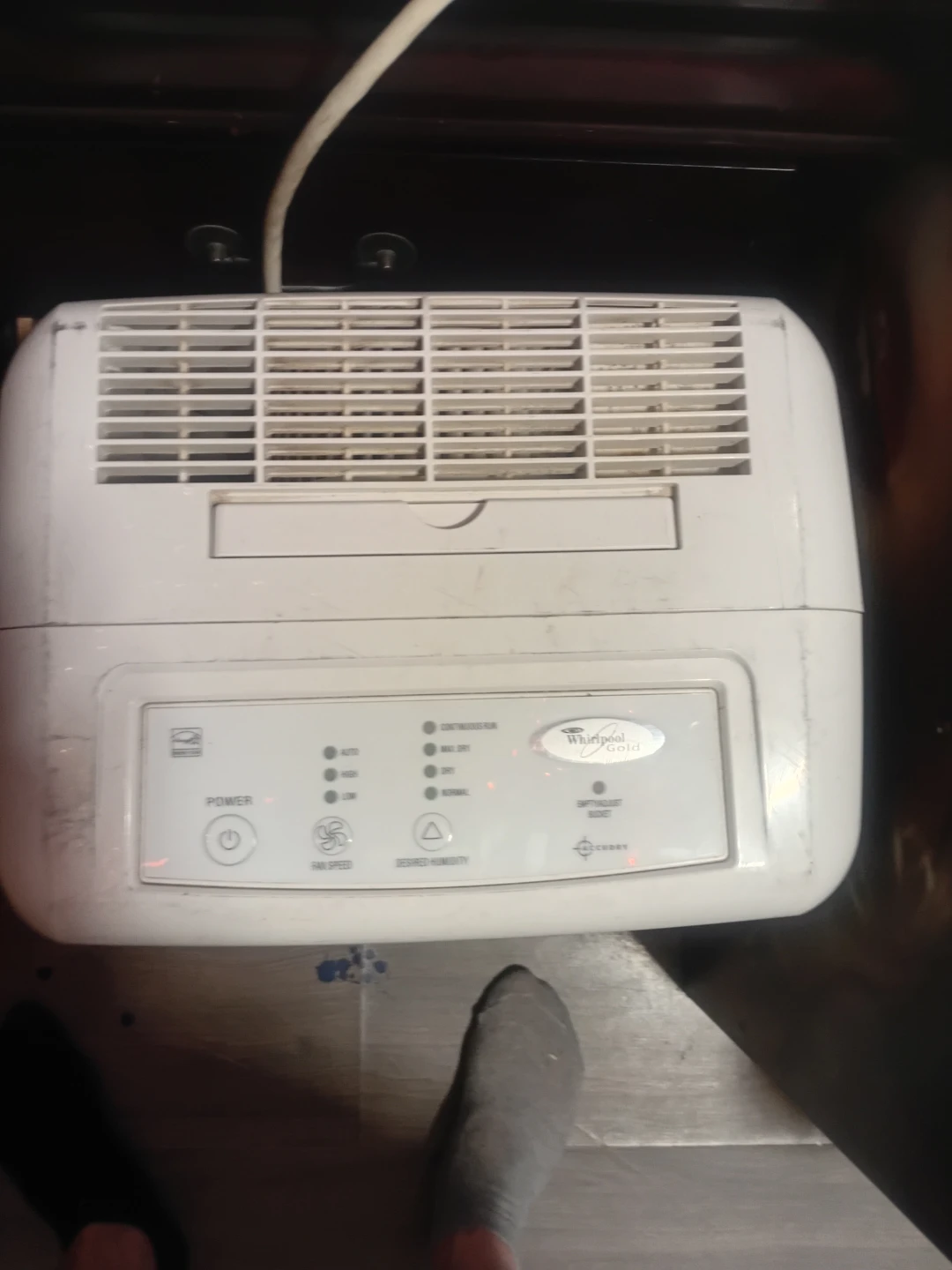 Whirlpool Gold Dehumidifier - photo 2