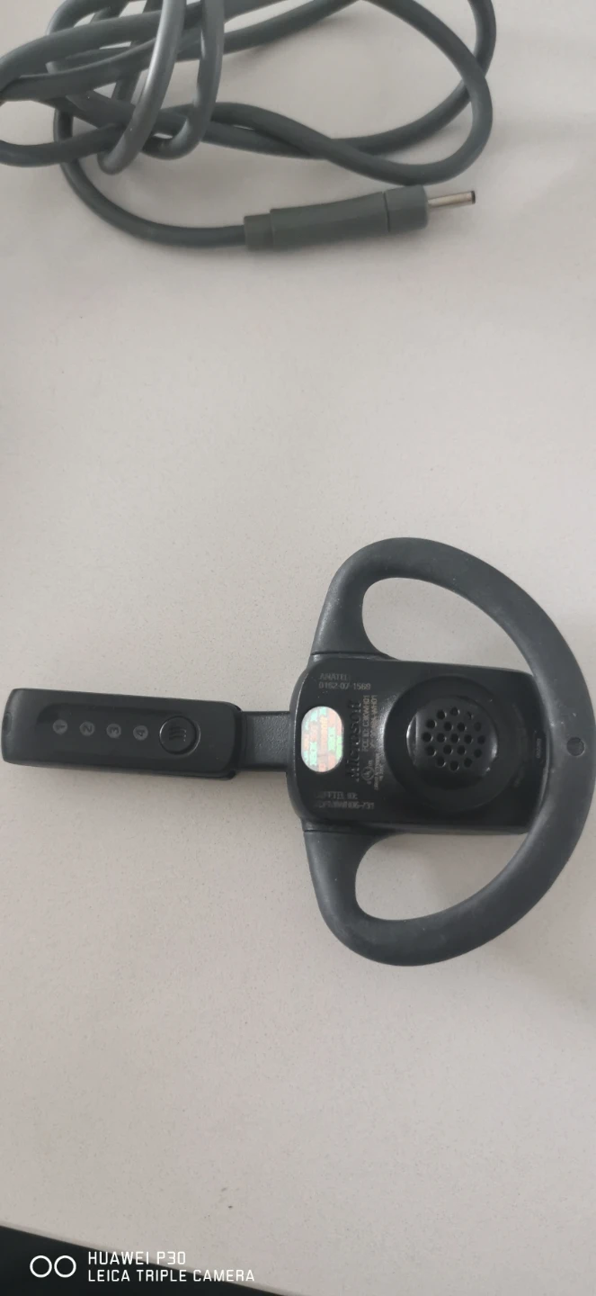 Xbox 360 Wireless Headset (NOT WORKING, DISPLAY OR REPAIR) - photo 2