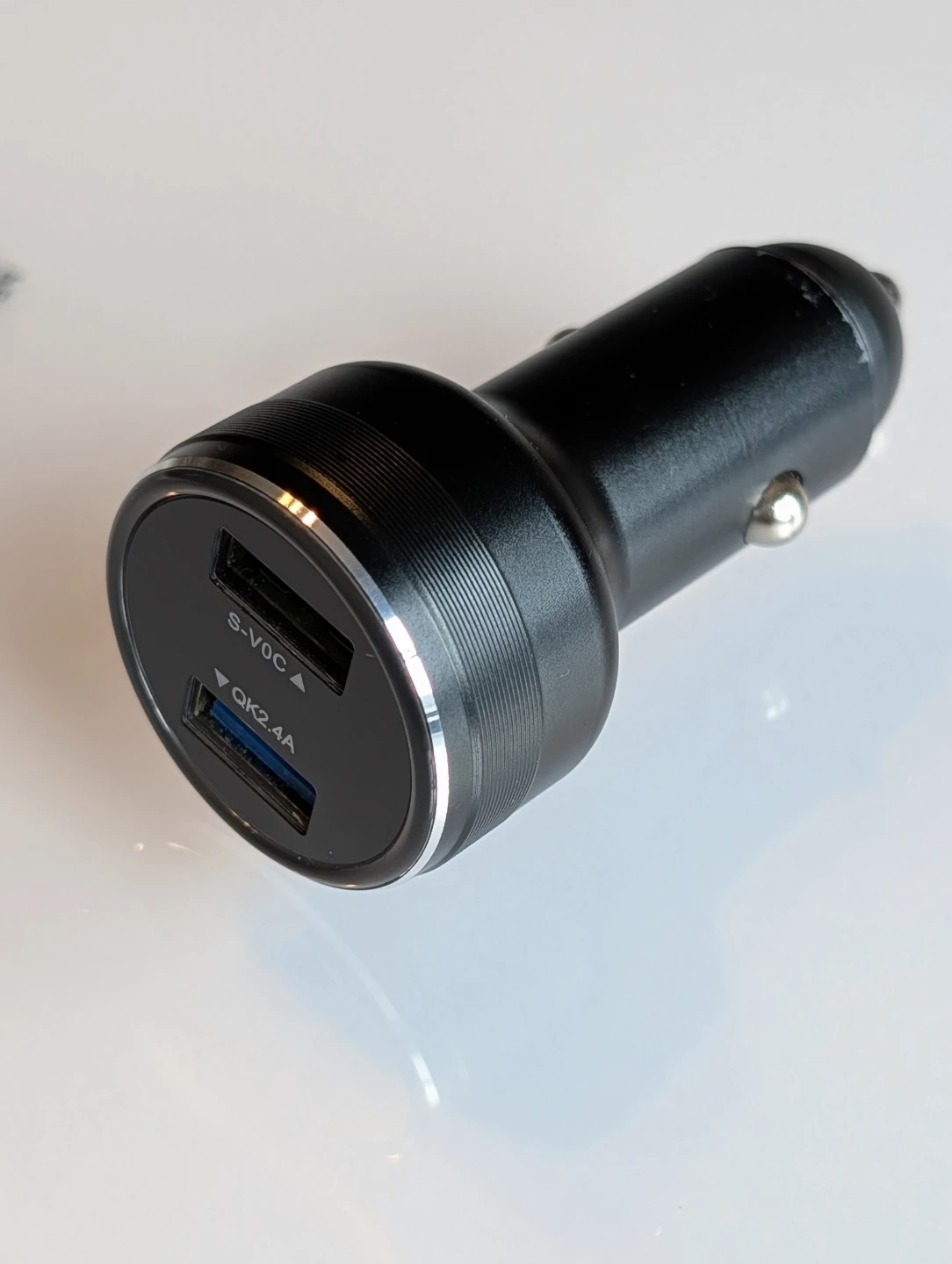 Black Dual USB Car Charger - photo 3