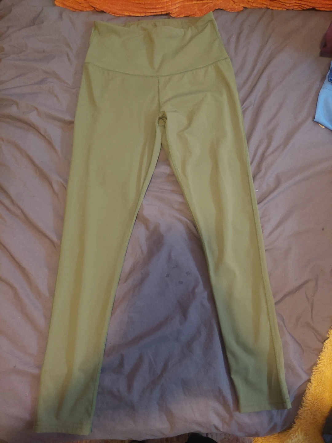 Olive green high-waisted leggings