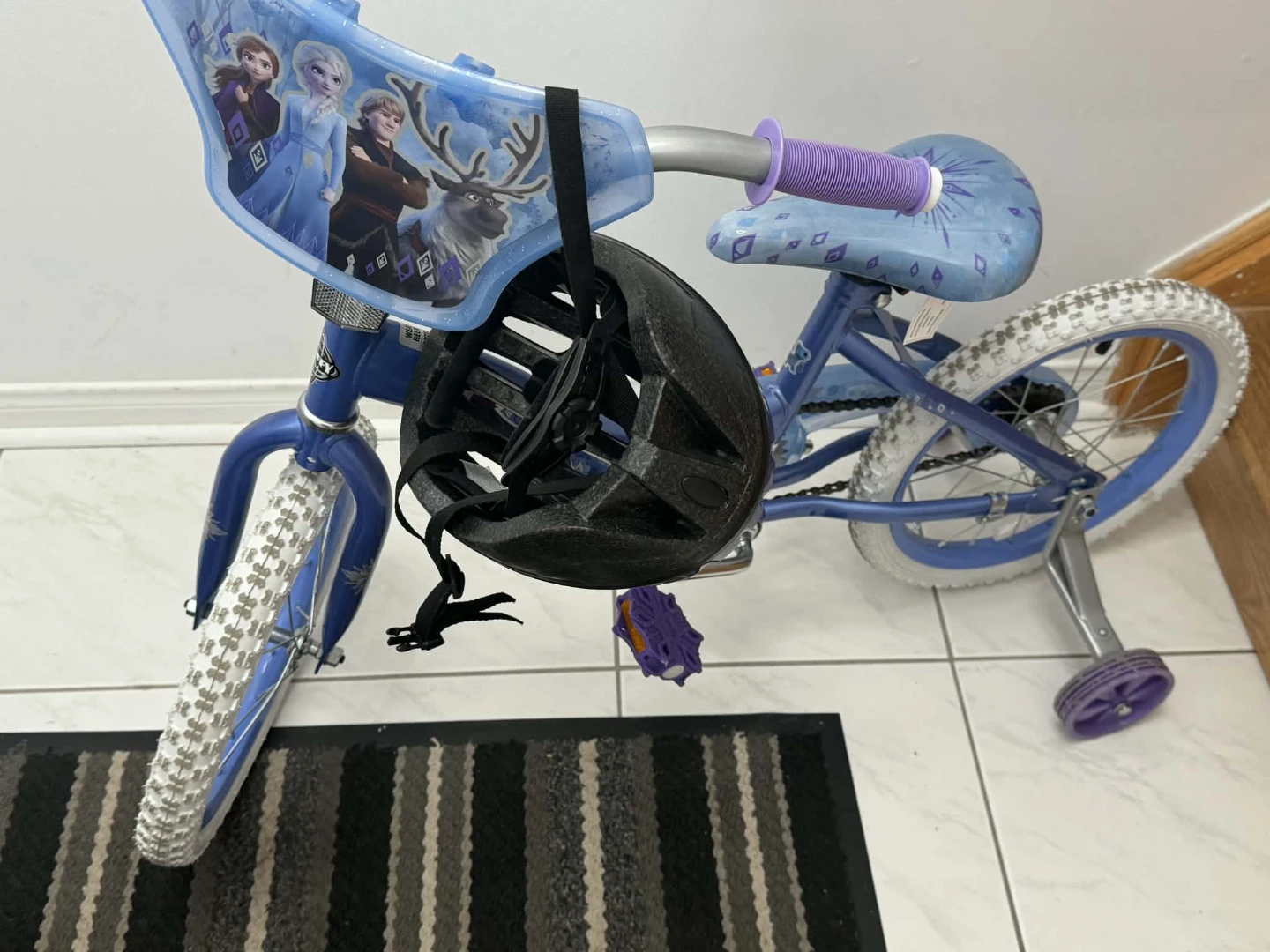 Frozen Kids Bike with Helmet and Accessories included