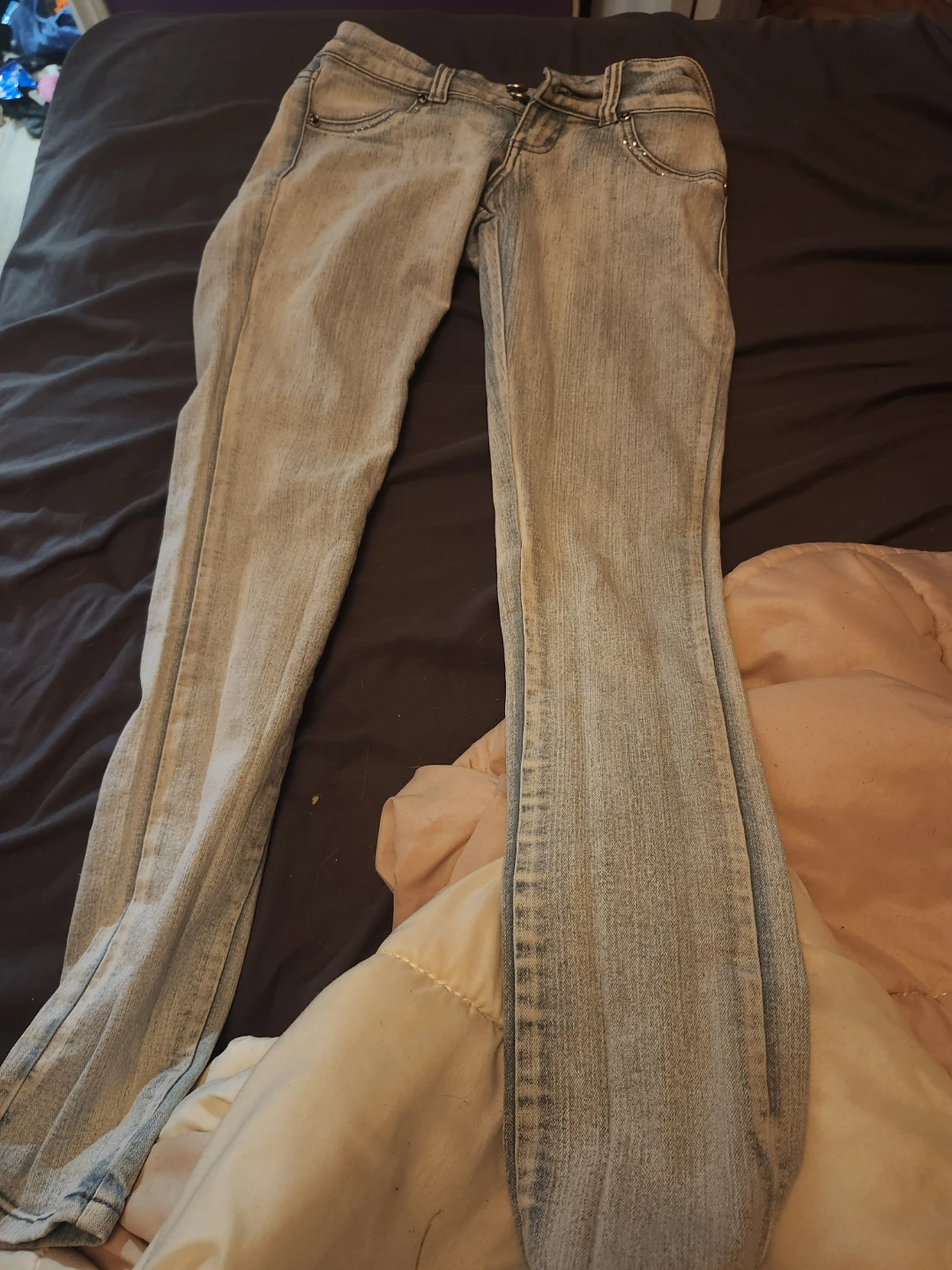 Light Wash Embellished Jeans
