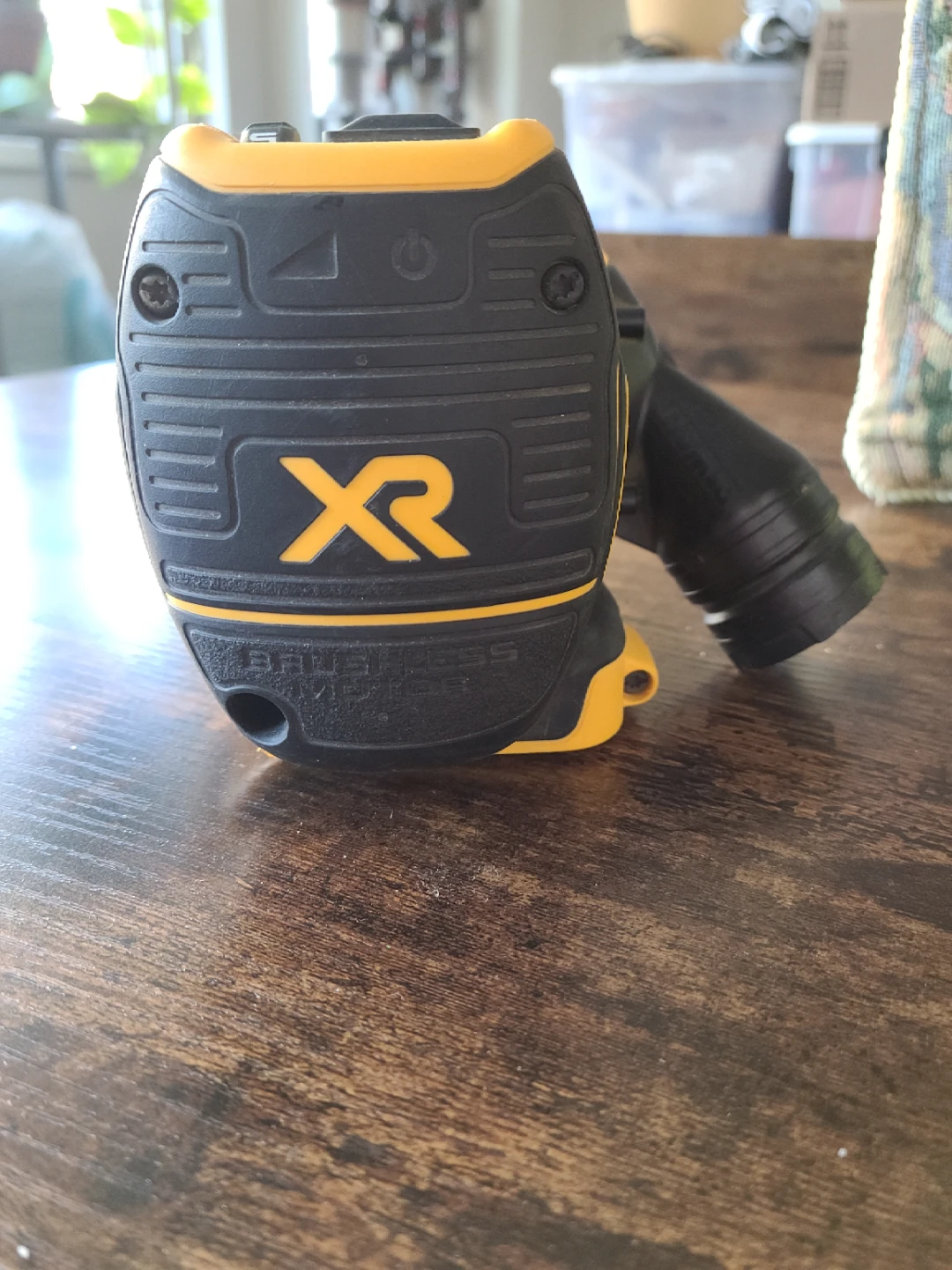 DEWALT DCW210 XR Random Orbit Palm Sander - photo 2