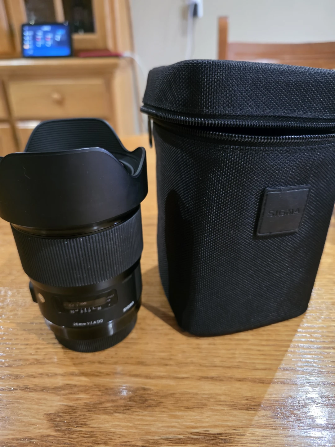 Sigma 20mm 1:1.4 DG HSM Art Lens for Canon ef