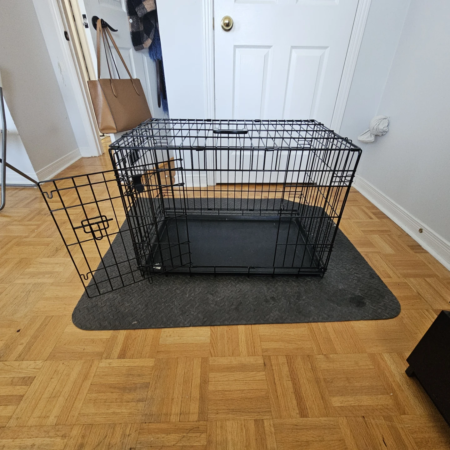 Black Metal Dog Crate