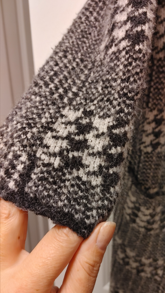Women's Cardigan Coat size Medium - photo 4