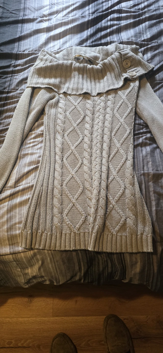 Ladies' Grey Off-the-Shoulder  Knit Sweater - photo 2