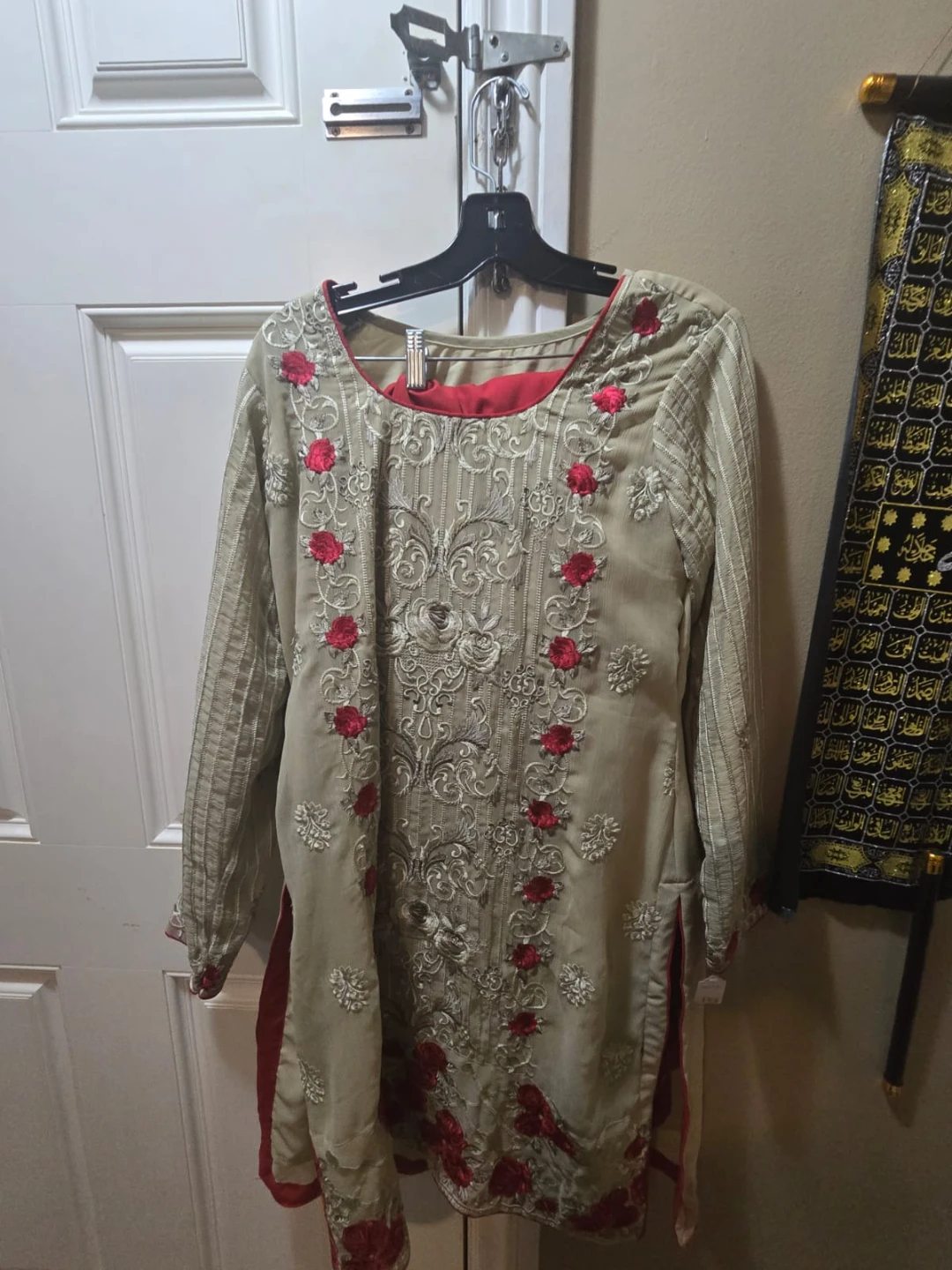 Embroidered Salwar Kameez 3 3pc sets - photo 2
