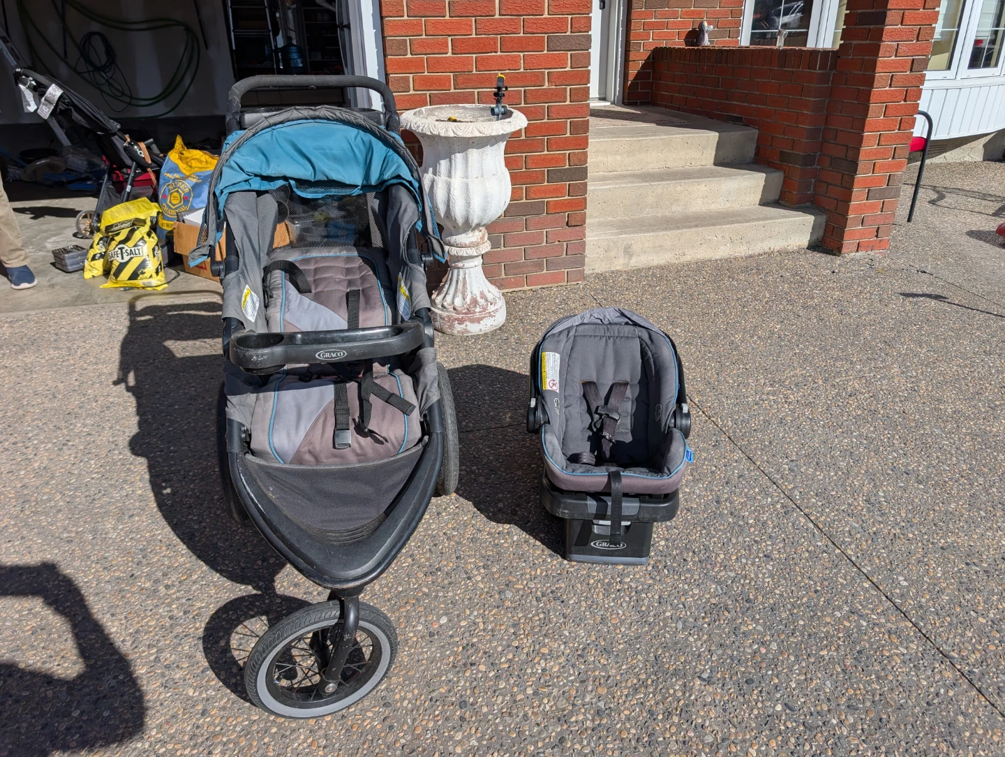 Graco Stroller and SnugRide 35 Lite LX Car Seat