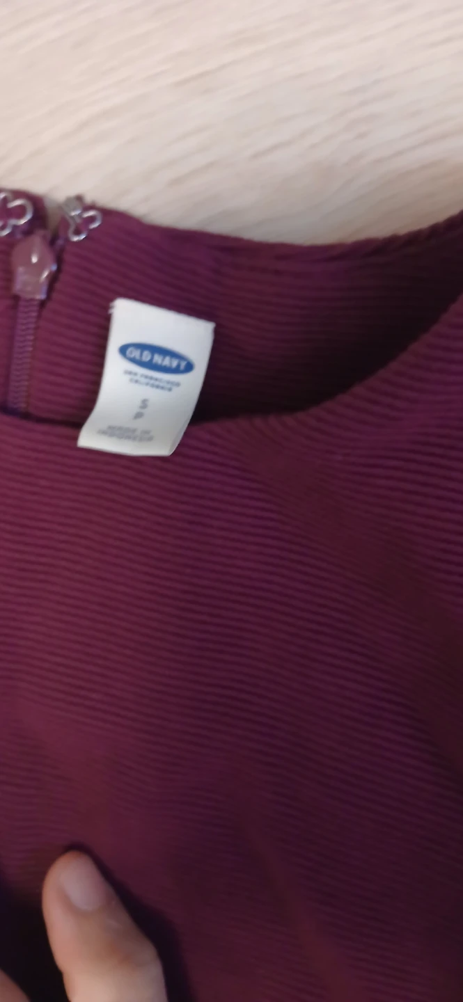 Old Navy Burgundy Textured Dress - Size S - photo 2