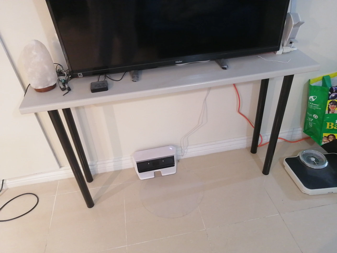 🌱 Grey Console Table with Black Legs - photo 2