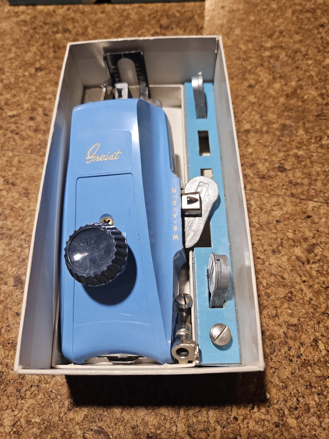 Greist Automatic Buttonholer Sewing Machine Attachment - photo 3